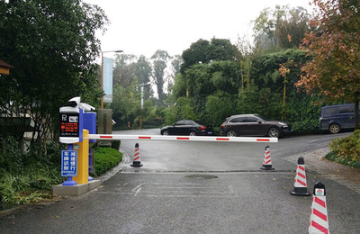 德立云物业效益提升智慧平台入驻云南世博生态城,助力停车场系统全面升级