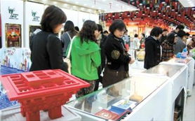 世博园区商品热销，日销售额破千万，多款商品被抢购一空